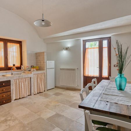 מרטינה פרנקה Trulli D'Autore חדר תמונה
